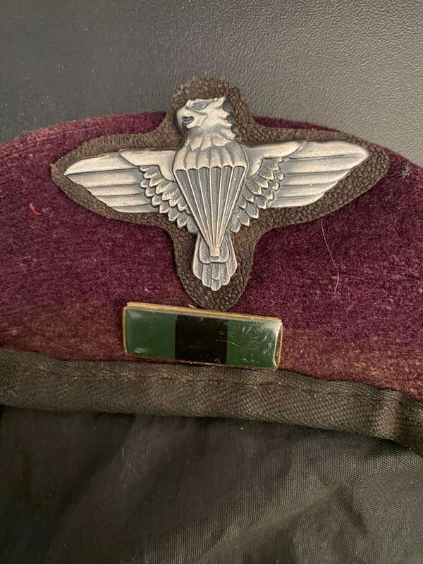SCARCE ORIGINAL 45 PARA BRIGADE BERET-WORN 1994-MAY 1995-BERET BADGE ON BLACK LEATHER BACKING-INSIDE