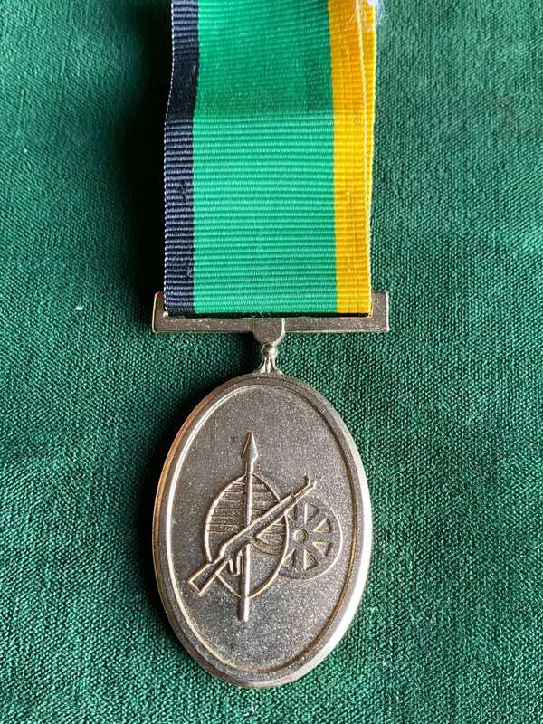FULL SIZE MK SERVICE MEDAL IN GOLD FOR 30 YEARS SERVICE-NUMBERED-SILVER MARKED