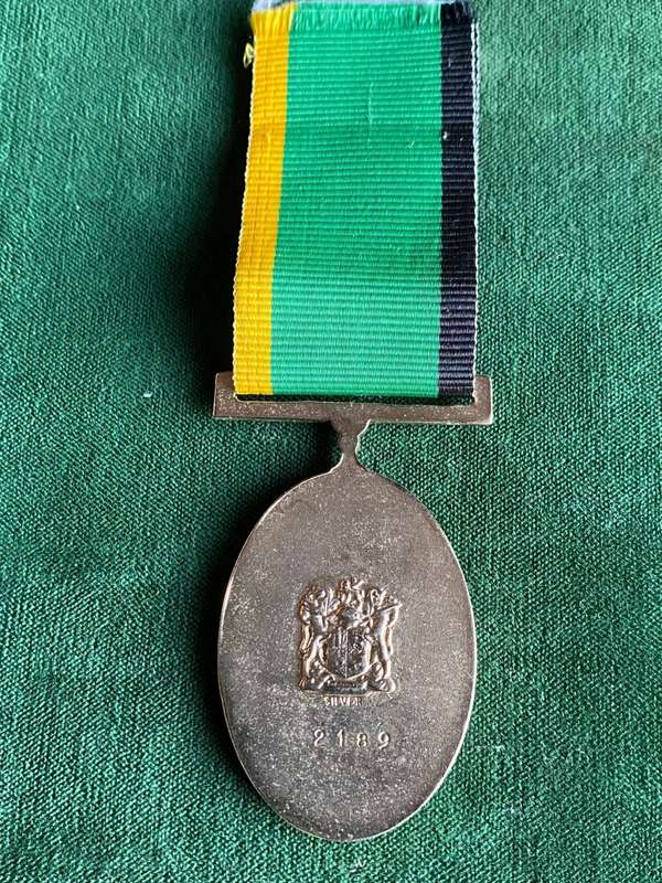 FULL SIZE MK SERVICE MEDAL IN GOLD FOR 30 YEARS SERVICE-NUMBERED-SILVER MARKED