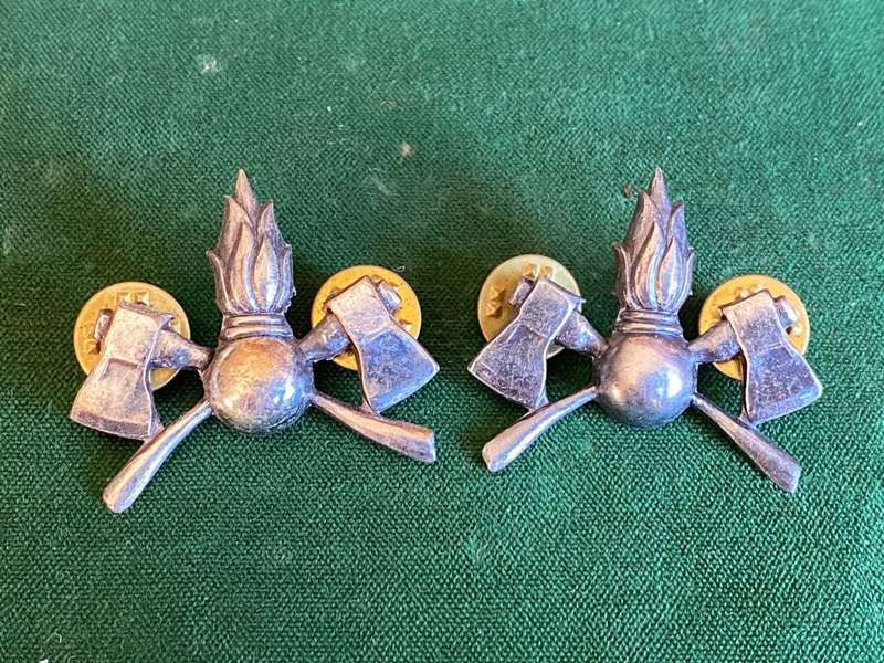 SWA ENGINEERS CORPS,OXIDISED SILVER,COLLAR BADGE PAIR-PINS INTACT