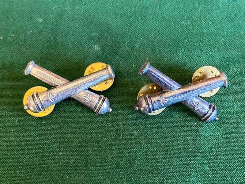 SWA ARTILLERY,OXIDISED SILVER COLLAR BADGE PAIR-PINS INTACT