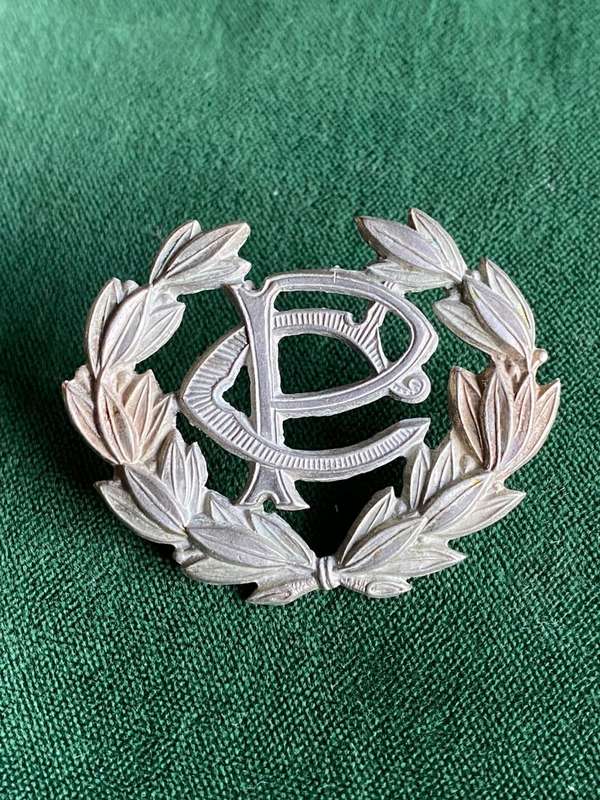 CAPE POLICE,WHITE METAL CAP BADGE-WORN PRIOR TO 1902- 2 LUGS