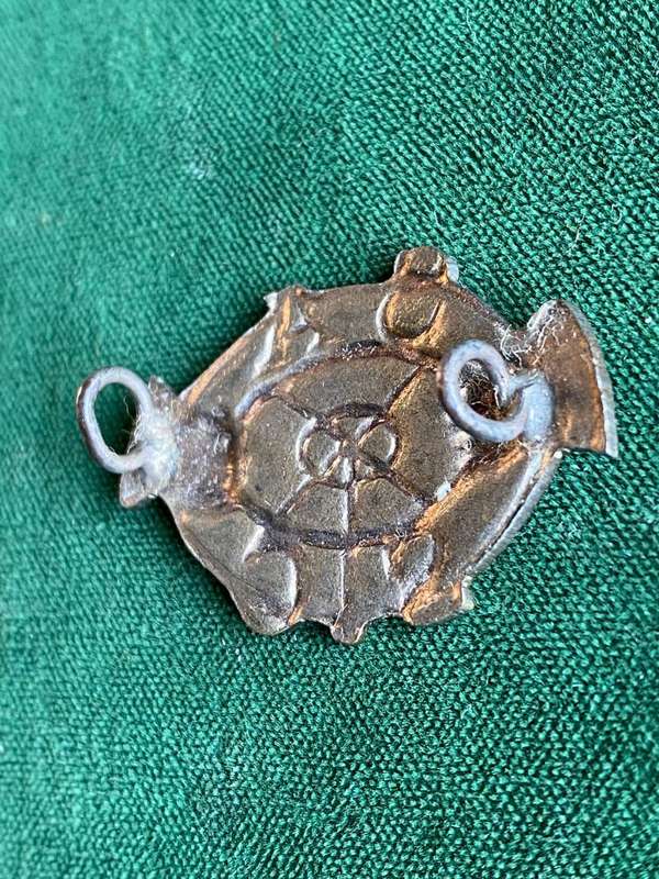 SA SERVICE CORPS,BRASS BADGE-WORN 1916-1918-2 LUGS