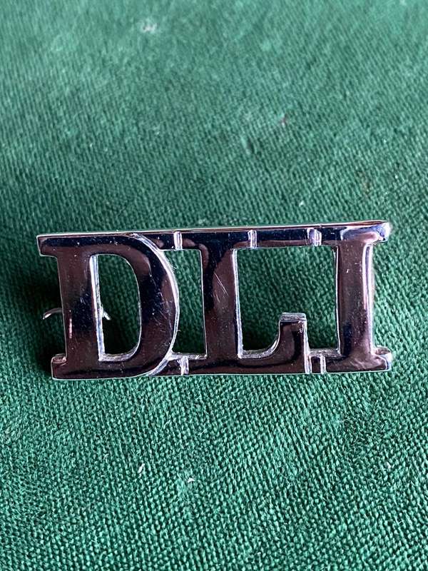 DURBAN LIGHT INFANTRY CHROMED SHOULDER TITLE-APPROVED IN 1990- 2 LUGS