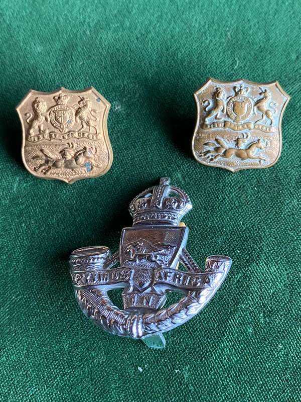 DURBAN LIGHT INFANTRY CAP AND COLLARS-WORN 1919-1964-SLIDER + LUGS COMPLETE