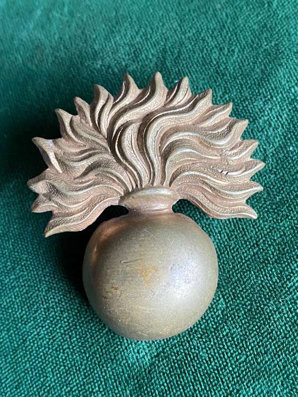 NATAL FIELD ARTILLERY HELMET BADGE-WORN 1902-1913- ONE LUG