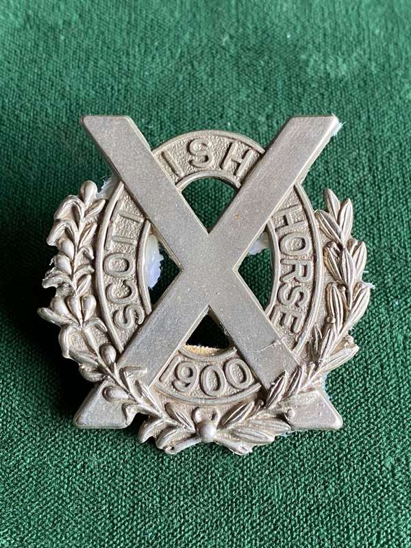 SCOTTISH HORSE,SLOUCH HAT BADGE-WORN 1902-1907- 2 LUGS