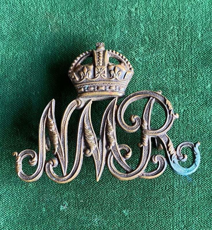 NATAL MOUNTED RIFLES SLOUCH HAT BADGE-WORN 1902-1913-BRASS- 3 LUGS