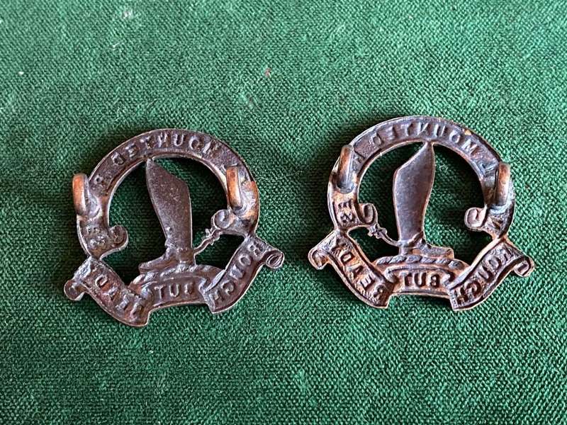NATAL MOUNTED RIFLES DARKENED BRASS COLLAR BADGE PAIR-WORN 1939-45-LUGS INTACT