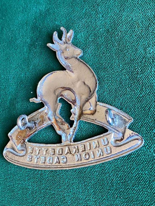 SA SCHOOL CADETS WHITE METAL CAP BADGE-WORN 1956-1963- 2 LUGS