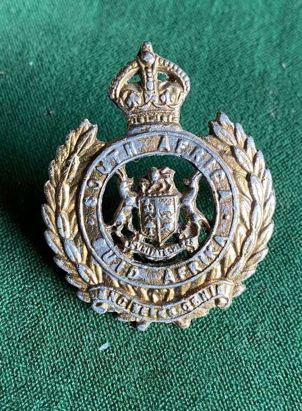 SA ENGINEERS CORPS CAST CAP BADGE-WORN WW2- 2 LUGS