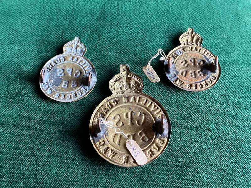 CIVILIAN PROTECTION SERVICE CAP AND COLLARS-WORN DURING WW2-LUGS INTACT