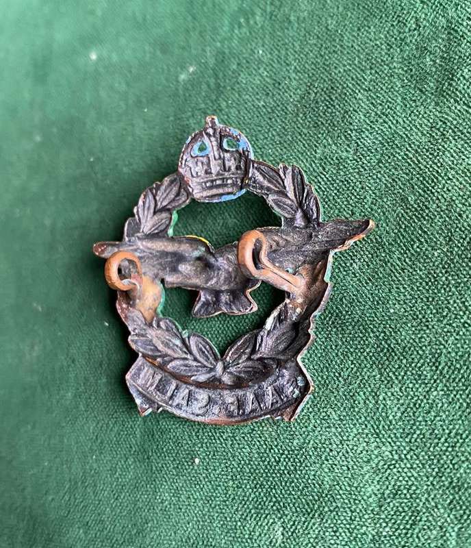 SAAF CAP BADGE,BRONZE-WORN 1926-1959- 2 LUGS
