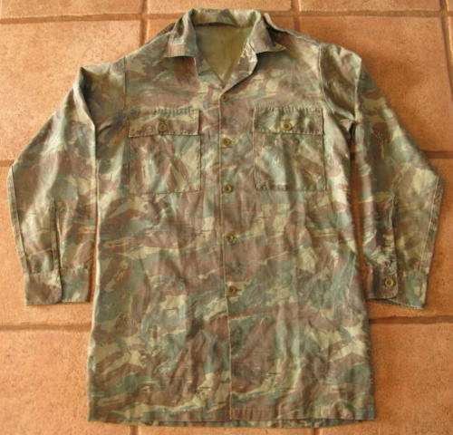 32 BATTALION SUMMER SHIRT.  SIZE MEDUIM.