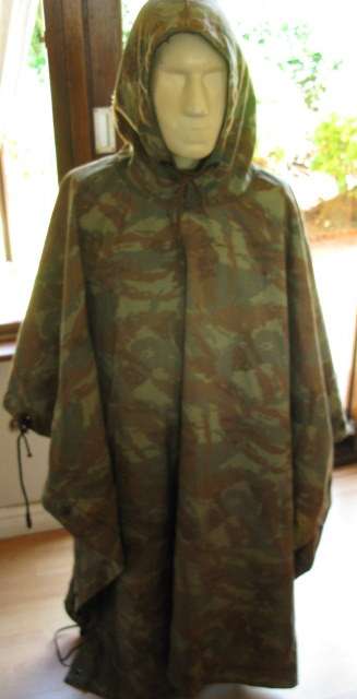 32 BATTALION WINTER PATTERN CAMO PONCHO / GROUND SHEET.