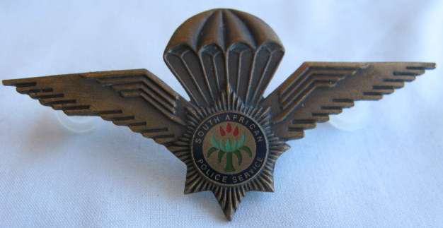 SA POLICE TASK FORCE PARACHUTE WING - ORIGINAL - 2 PINS.