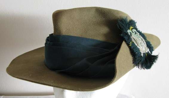 PRETORIA HIGHLANDERS BRASS NICKEL PLATED BADGE WORN POST 1948 VOIDED CENTRE ON SLOUCH HAT