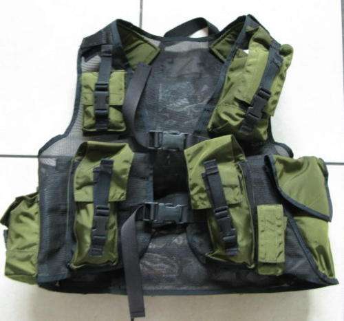 RECCE NIEMOLLER BATTLE JACKET.  THIS ITEM IS IN COMPLETE & MINT CONDITION WITHOUT ANY DAMAGE.