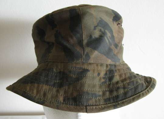 SA RAILWAY POLICE BUSH HAT - ORIGINAL LABELLED & DATED 1979.  SIZE 56-7