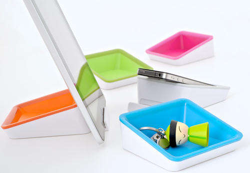 NEST IPAD MULTI-FUNCTION STAND