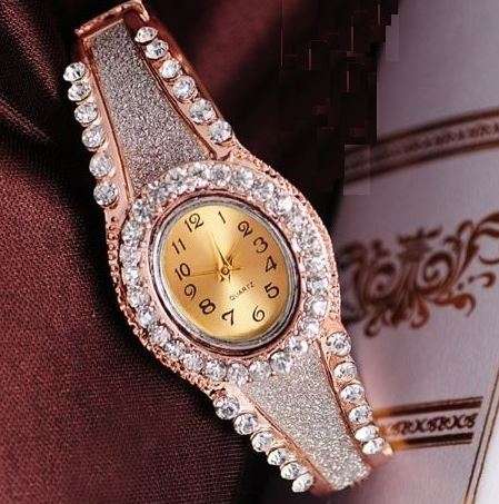 Luxury Ladies 18K Rose Gold GENEVA Bracelet Watch With Austrian Crystals