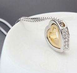 Equisite Double Heart Pendant Juwellery Set made with Swarovski Elements in Complimentary Gift Box