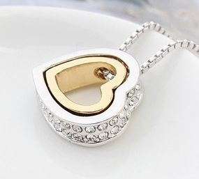 Equisite Double Heart Pendant Juwellery Set made with Swarovski Elements in Complimentary Gift Box
