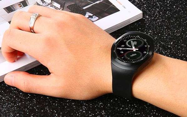 Professional Smart Watch Phone, SIM CARD, Bluetooth, Sleep Monitor, SD Card, Pedometer etc.