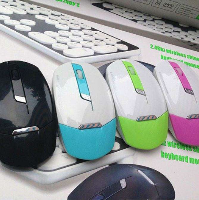 Super Slim 2.4 Ghz Wireless Keyboard, Mouse, Silicone Protective Skin & USB Receiver Combo