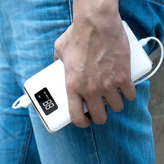 20 000mAh 3 USB Power Bank for Charging of Electronic Devices, LED Digital Screen & Flashlight
