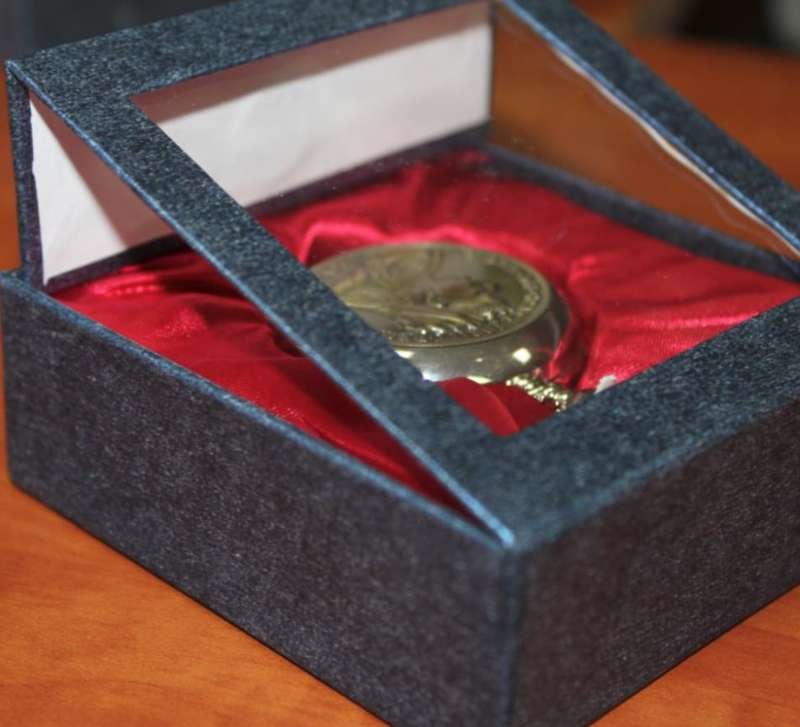 Stunning 1899 One Penny Pocket Watch in a Gift Box
