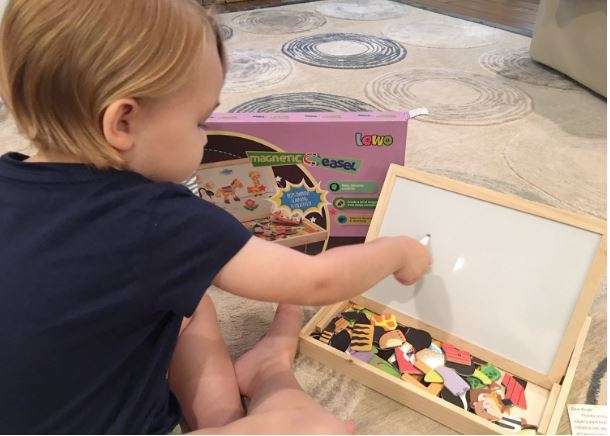 3D Farm Spell Magnetic Whiteboard & Chalkboard Set In a Wooden Box