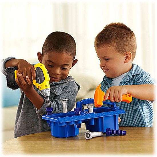 This Smart Tools Toy Workbench includes all the tools you need to build right alongside Dad