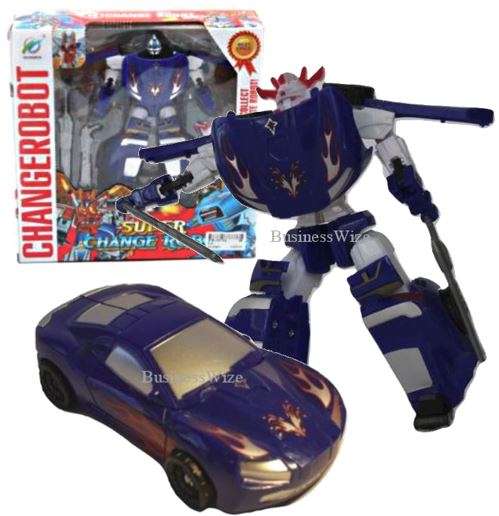 Super Change Transformer Robot Quickly Transforms Into a Car With Accessories