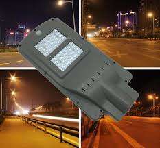 40 WATT LED SOLAR Street or Wall Light, PIR Motion Sensor, Waterproof with 3 Lighting modes
