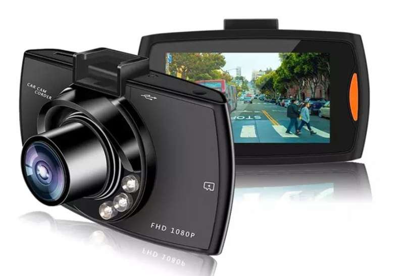 Car Dash Cam full HD with G-Sensor, Motion Detection, Loop-Cycle Recording etc.
