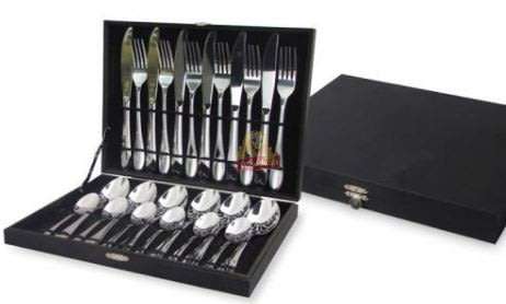 24 Piece Modern Silverware Stainless Steel Cutlery Set in Wooden Case