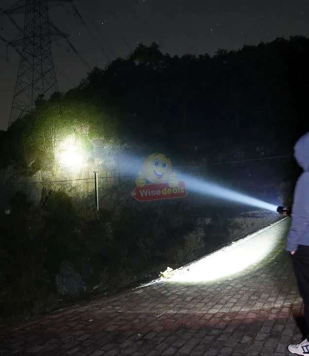 9 LED + COB Rechargeable Flashlight with 4 Adjustable Modes & 500 Lumens - START AT R1 ONLY