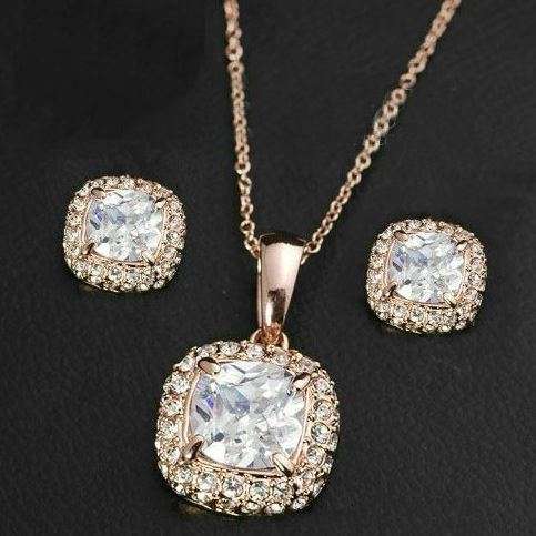 Elegant Crystal Square Shaped Juwellery Set by ROXI