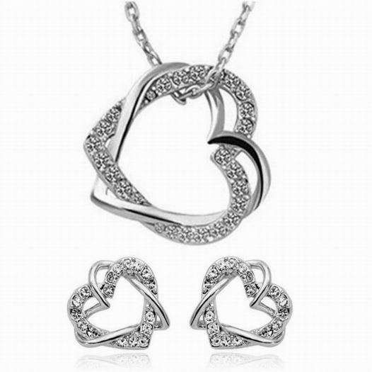 Equisite 18 Carat White Gold Plated Double Heart Juwellery Set with Genuine Austrian Crystals