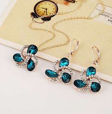 Elegant Rosegold Aqua Teardrop Juwellery Set