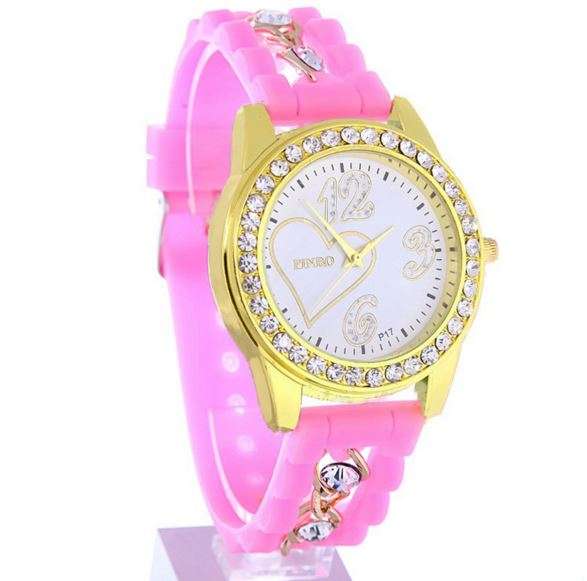 Elegant Ladies Crystal Quartz Heart Design Wrist Watch With Durable Silicone Strap in Pink