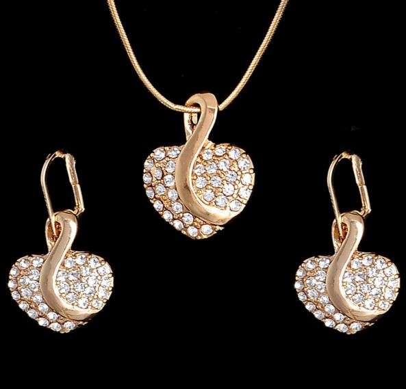 Equisite 18K Gold Plated Austrian Crystal Heart Shaped Juwellery Set