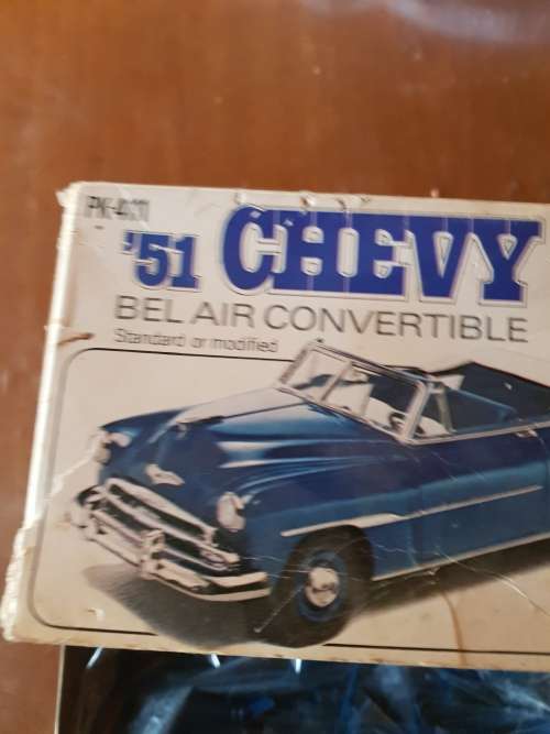 MATCHBOX AMT PK-4111 1951 CHEVY BEL AIR CONVERTIBLE KIT