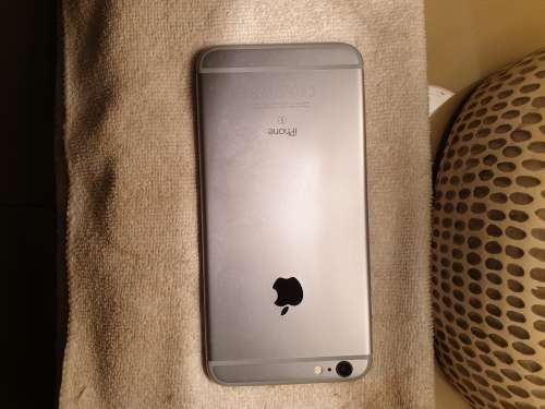 iPhone 6S Plus 64GB Space Gray + 3800 mAH battery powercase **PRISITINE CONDITION**