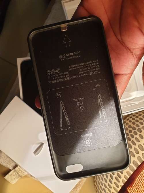 iPhone 6S Plus 64GB Space Gray + 3800 mAH battery powercase **PRISITINE CONDITION**