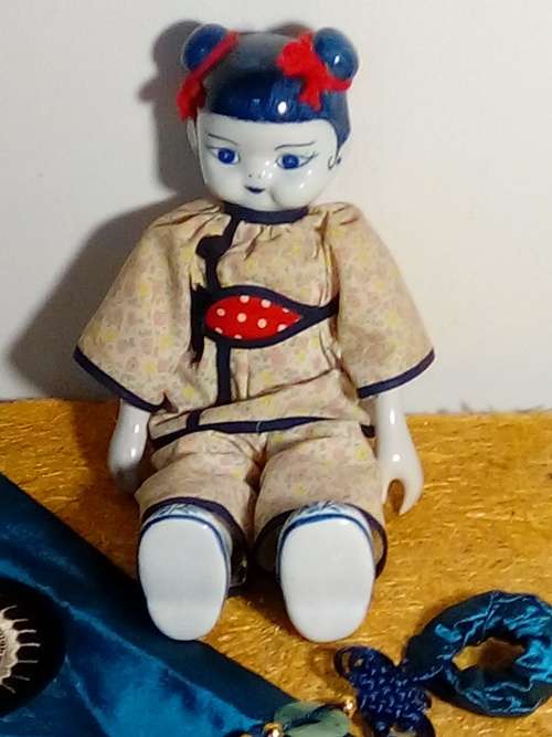 Vintage Glazed White & Blue Porcelain Oriental Doll with Bag