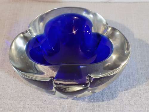 Impressive Clover Leaf Murano Glass Bowl
