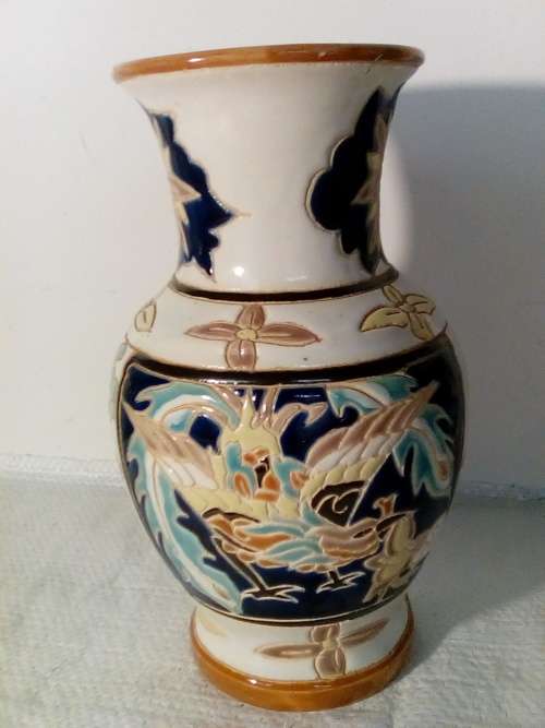 Good Size Detailed Glazed Pottery Vase - Made in Vietnam (Ref 251)