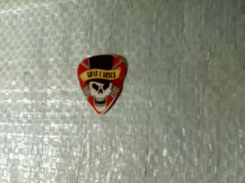 Iconic Music Band "Guns N Roses" Guitar String Picker